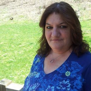 Meet your Posher, Denise